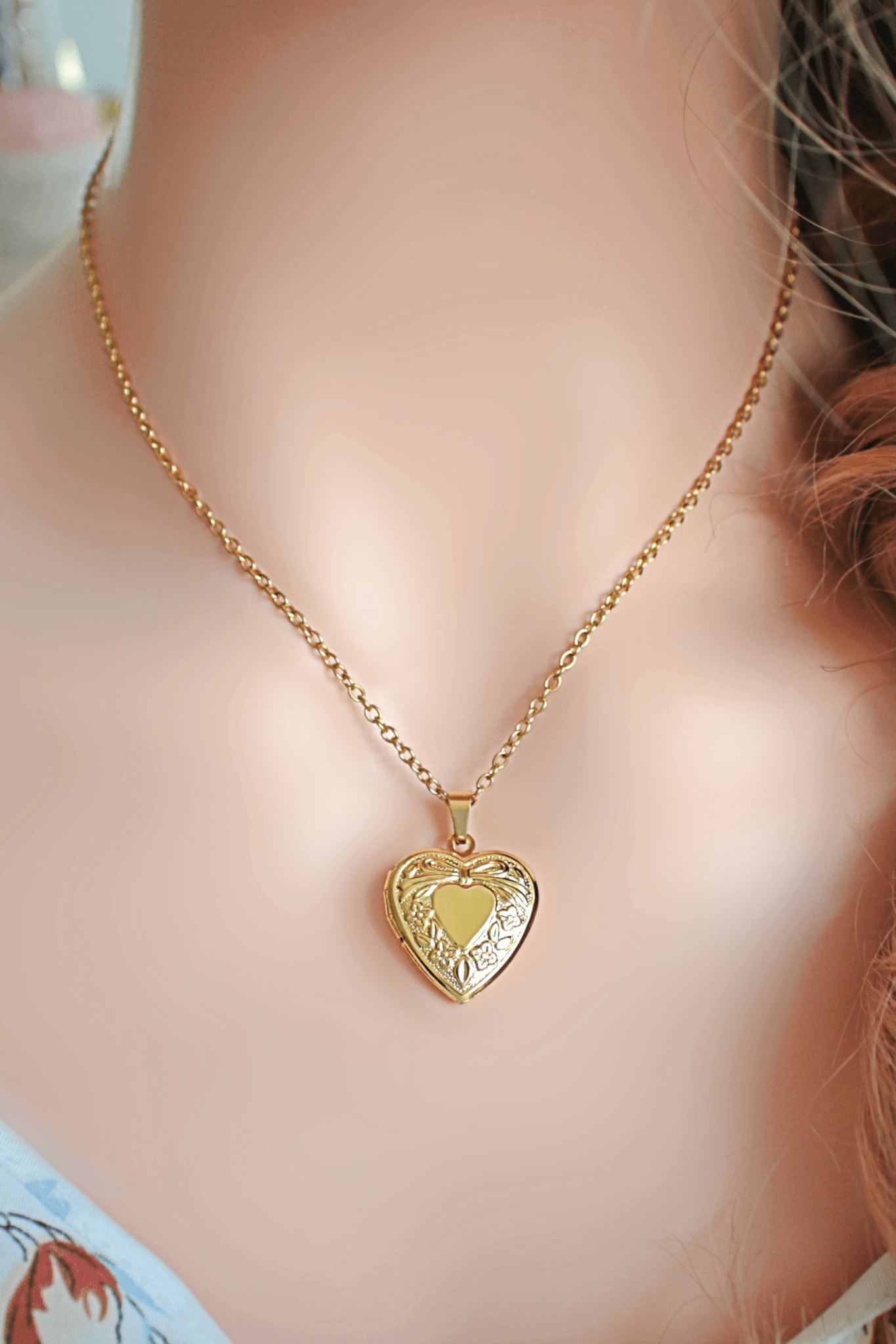 18 Karats Heart Locket Necklace - Home Sweet Resale