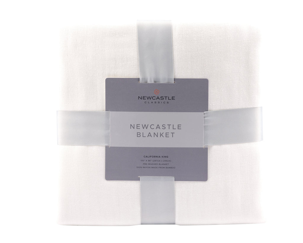 Pristine White Oversized Queen Bamboo Bed Blanket - Home Sweet Resale